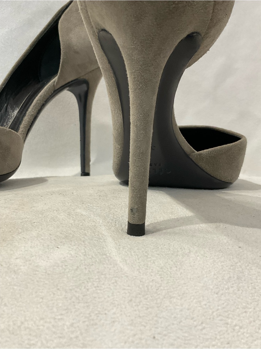 Celine Pump - Picture 8 of 10